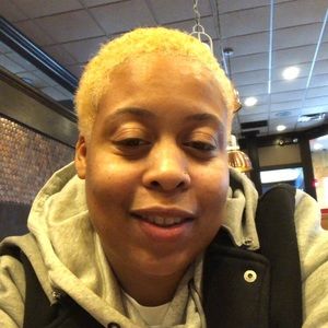 Meet your Posher, Devonna